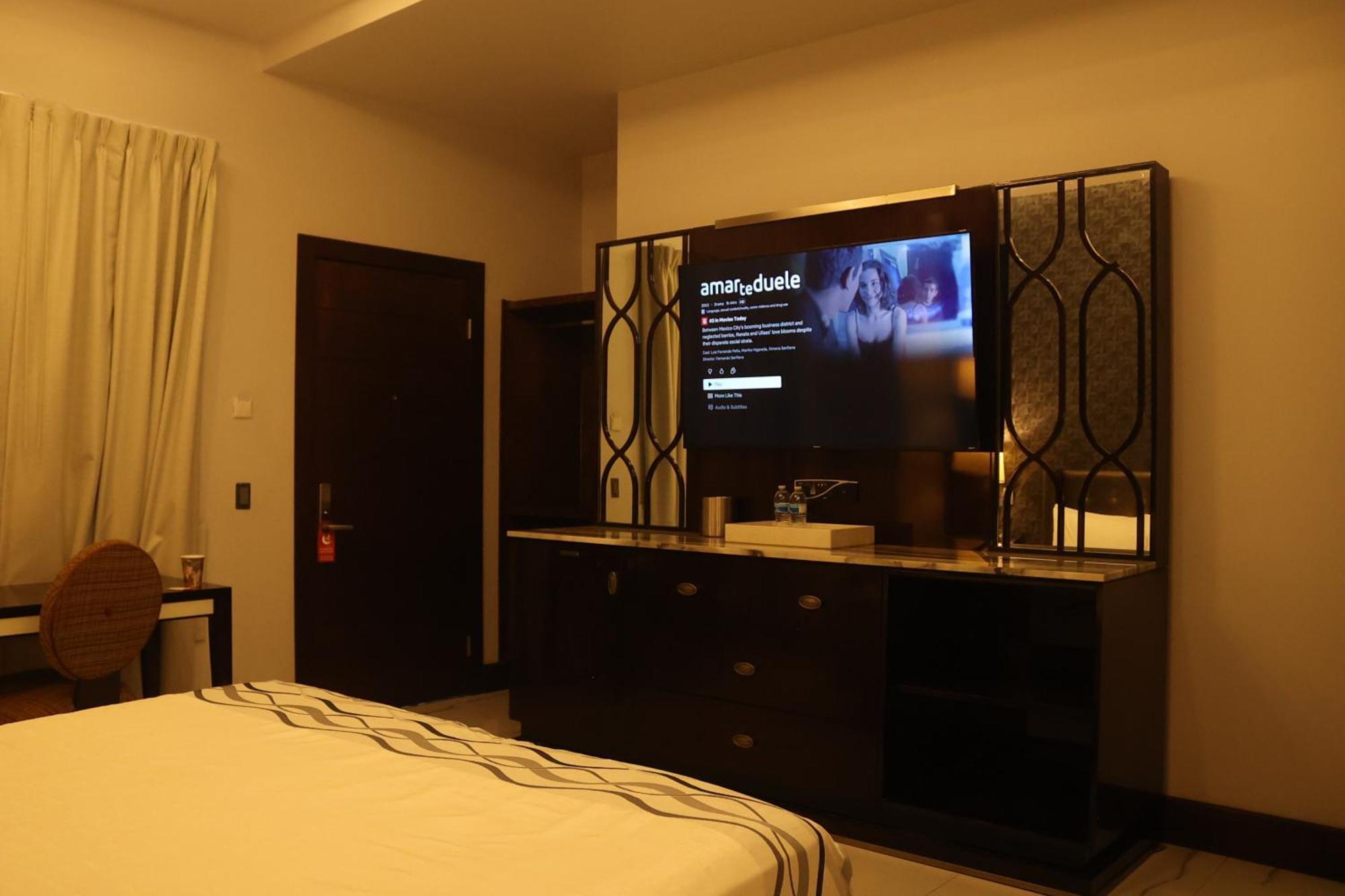 Hotel Wellintown Tijuana Eksteriør bilde